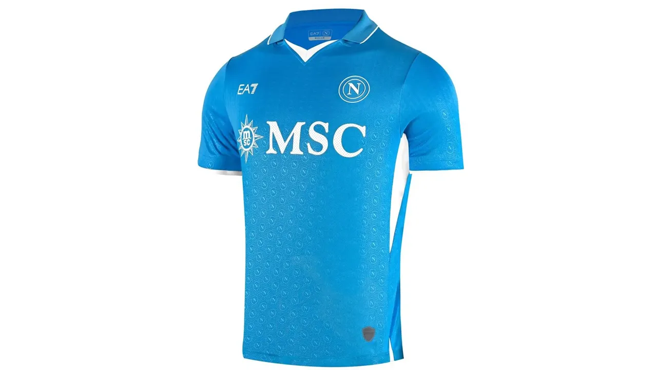 Por que a nova camisa do Napoli está gerando polêmica?