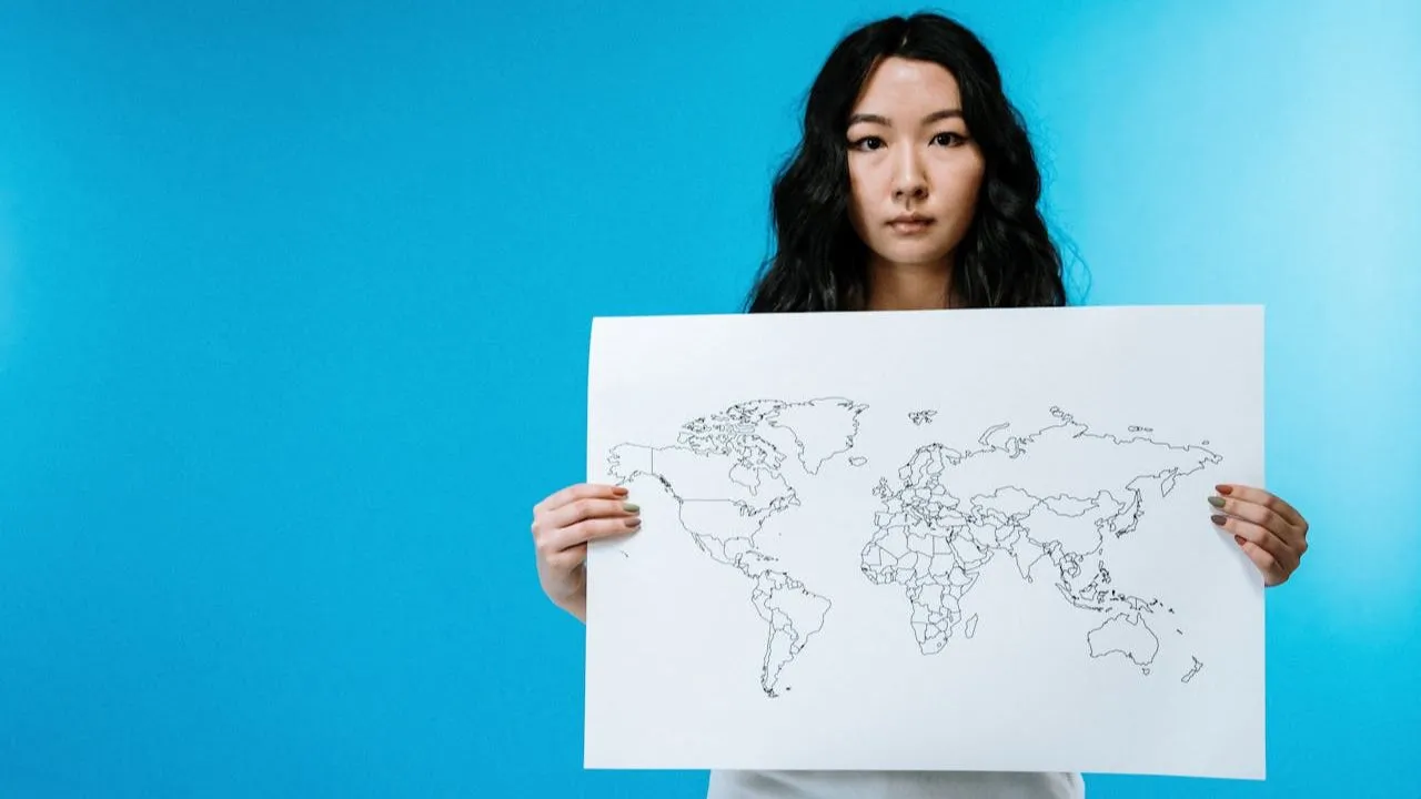 Por que a teoria de que a Terra é plana está voltando à moda?