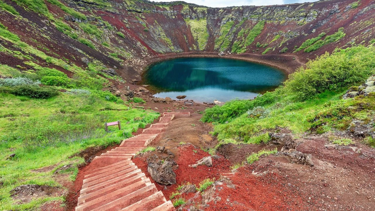 Por que a Islândia tem o apelido de o país do fogo e do gelo?